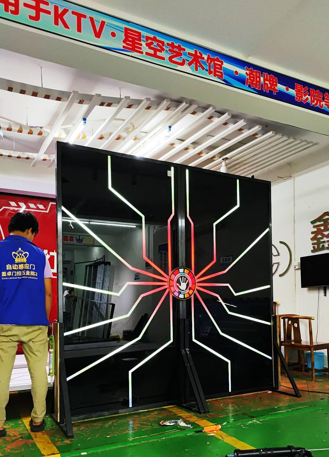 网红门批发 科幻门