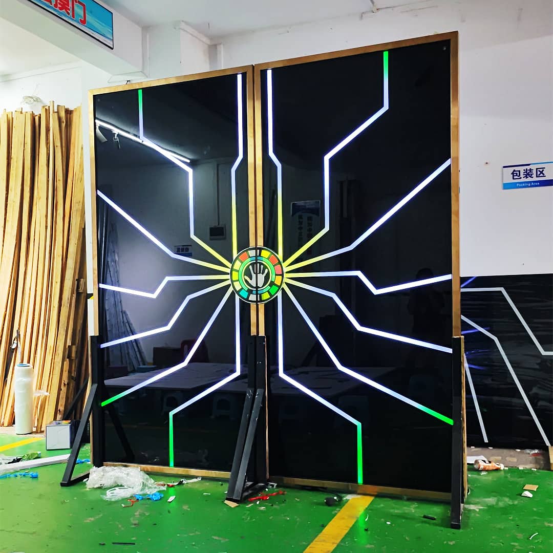 音乐餐厅网红自动感应门